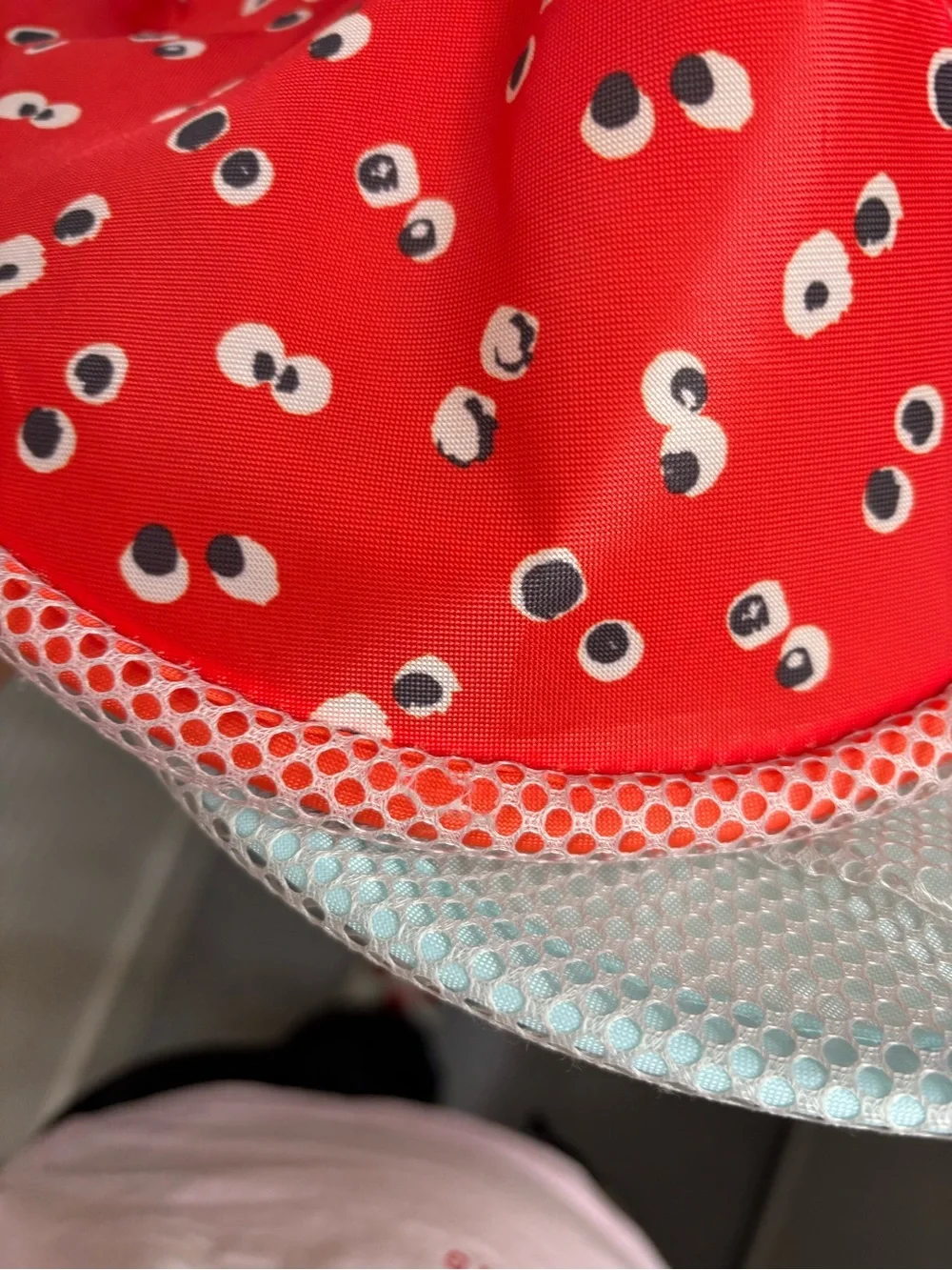 IKEA hanging mesh